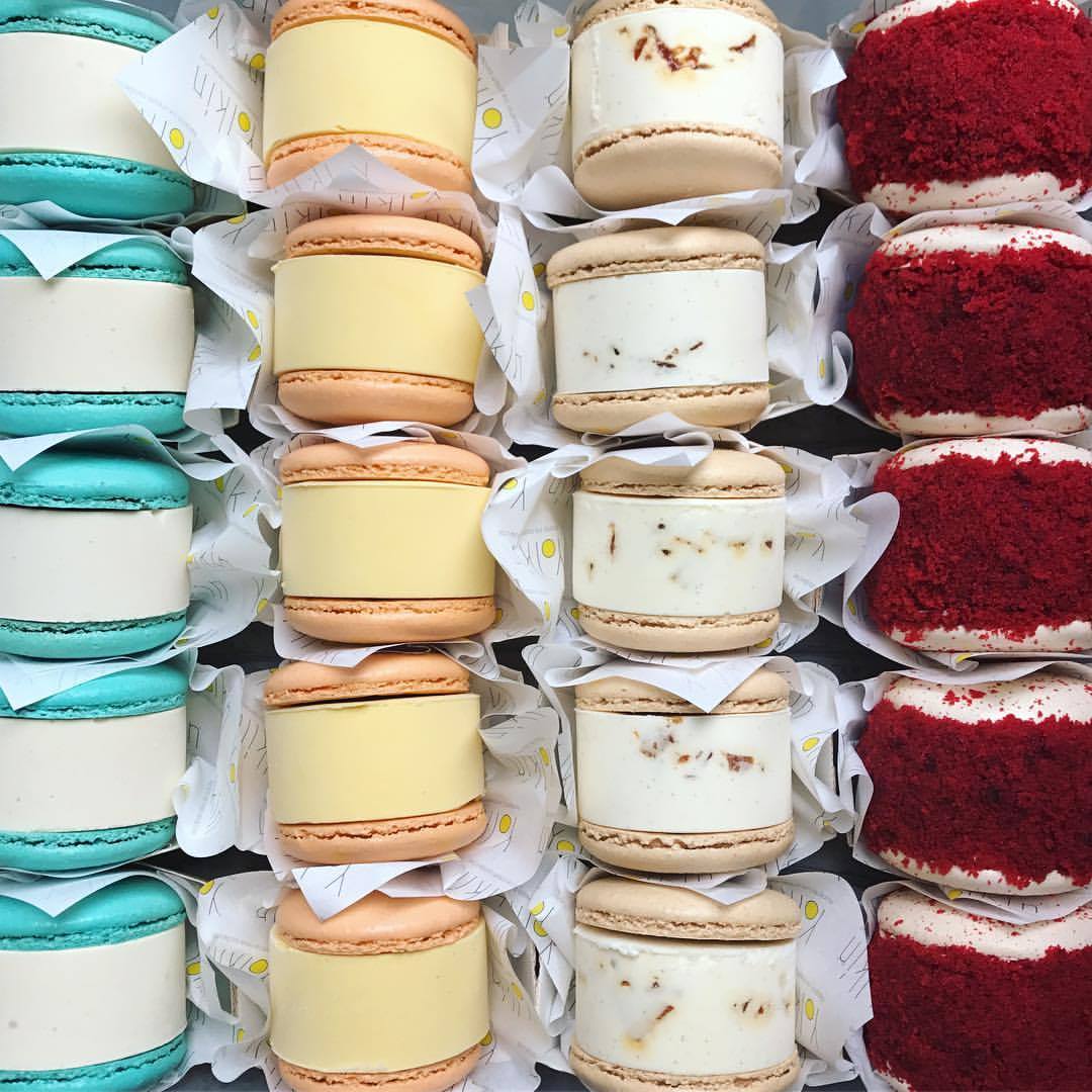 The most delicious Macaron Ice Cream Sandwiches from Yolkin